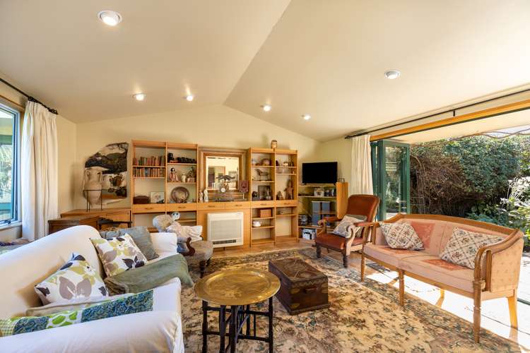 2/96 Nile Street Nelson City_5