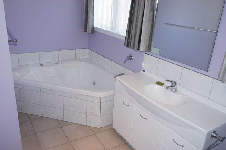 12 Stock Road Culverden_16