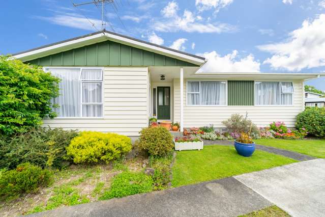 4 Ruapae Grove Trentham_1