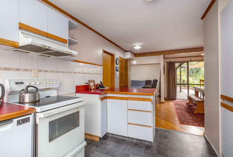 32 Pa Road Greytown_4