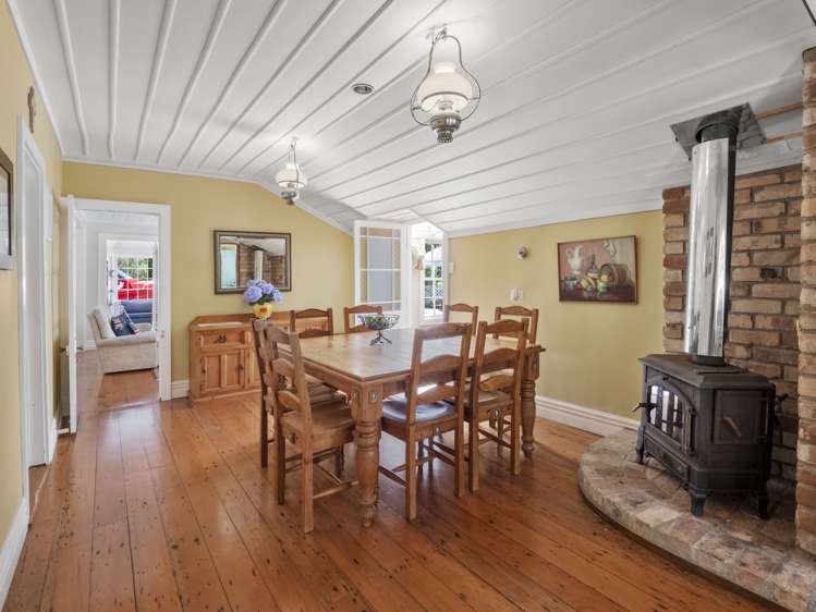 6 Paine Brown Way Russell_6