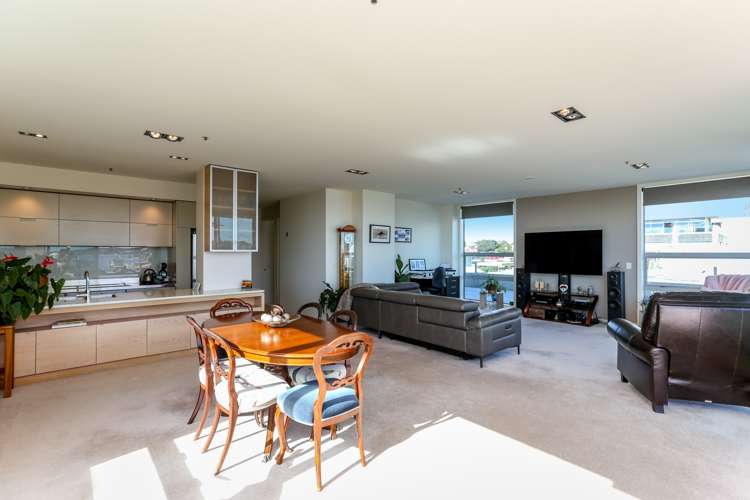 403/22 Liardet Street New Plymouth Central_5