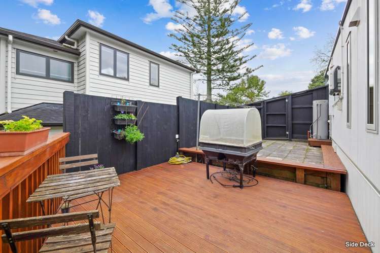 6 Cronin Place Beach Haven_31