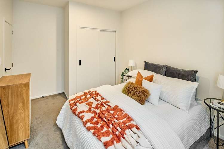 221B High Street Hutt Central_3