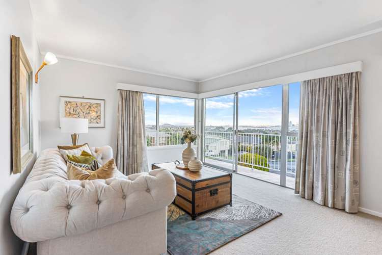 2/1 Kaihu Street Northcote_3