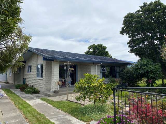 2 Sunbelt Crescent Takaka_3