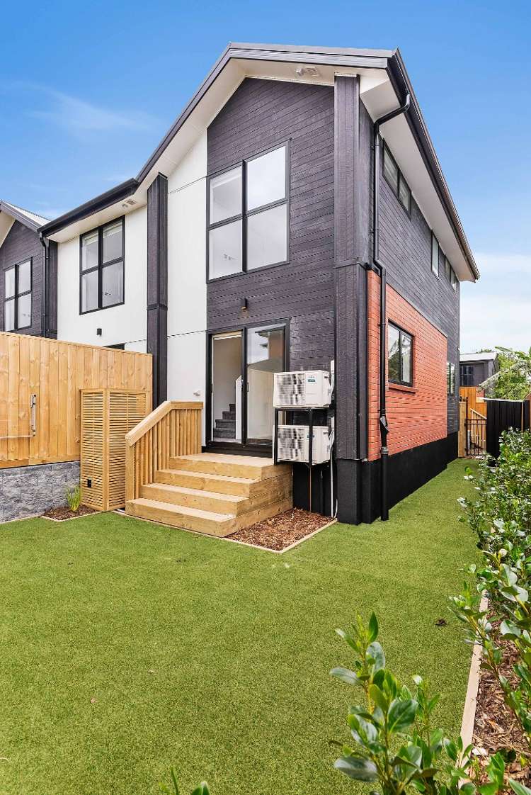 13/51 Te Kanawa Crescent Henderson_11