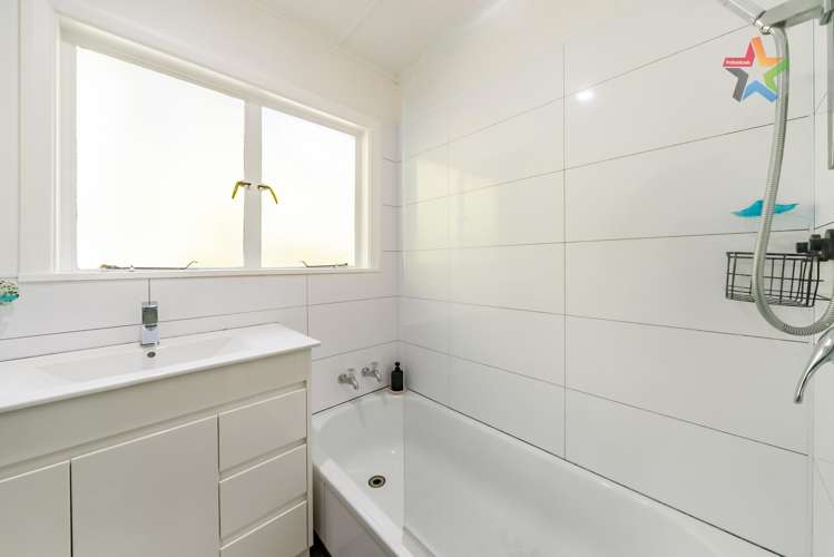 126 Hine Road Wainuiomata_8