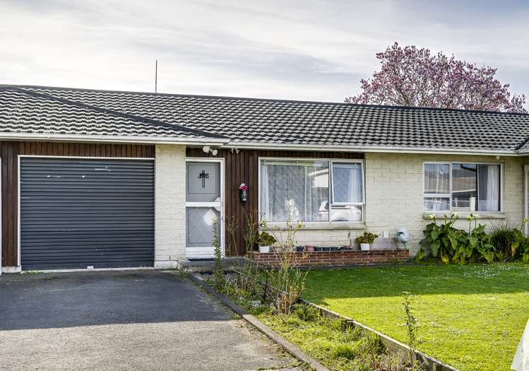 2/100 Renata Street Frimley_10