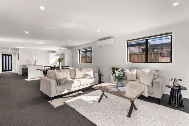 62 Benjamin Avenue Rototuna North_1