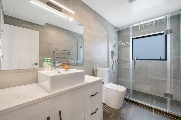 11 Whawhaki Road Beachlands_18