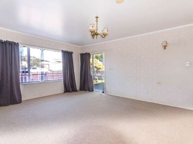 2 Akehurst Avenue New Lynn_2
