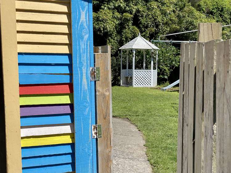 18 Boyd Grove Naenae_14