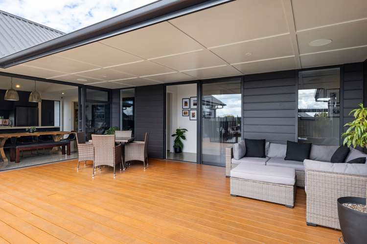 14 Artistic Avenue Leamington_17