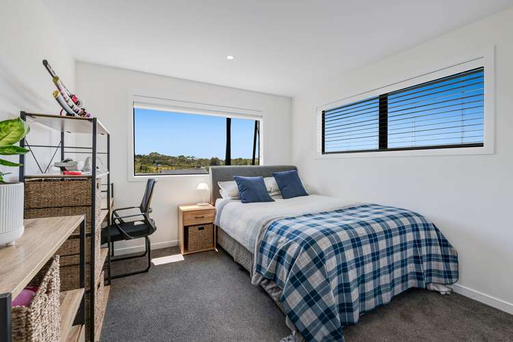 8 Kikorangi Drive Wainui_29