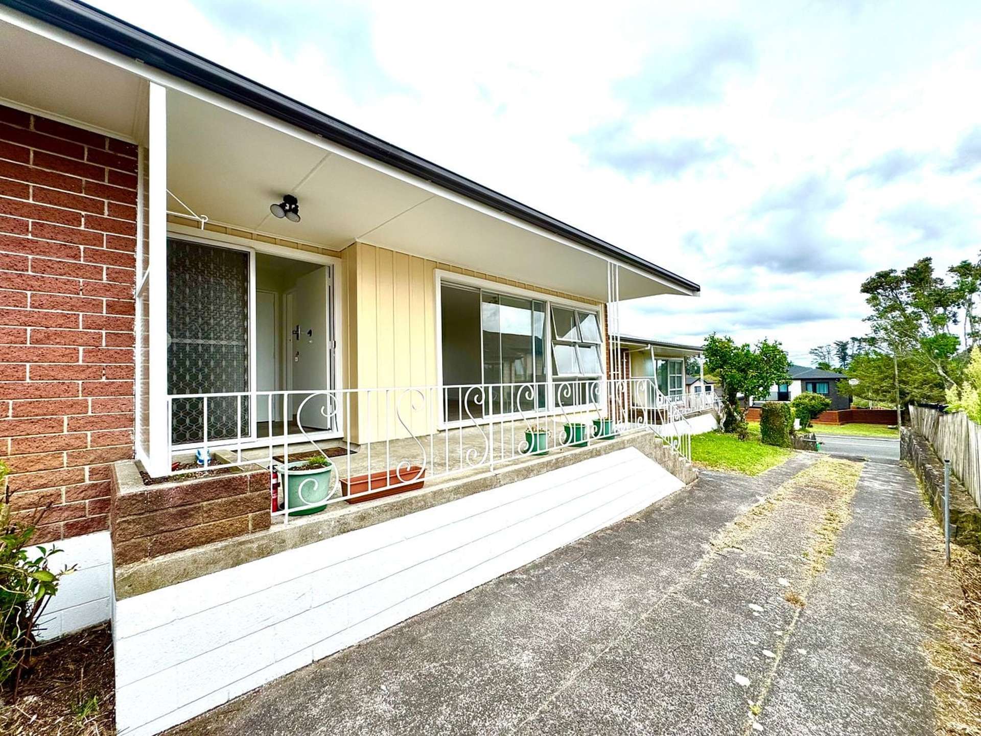 2/78 Stamford Park Road Mount Roskill_0