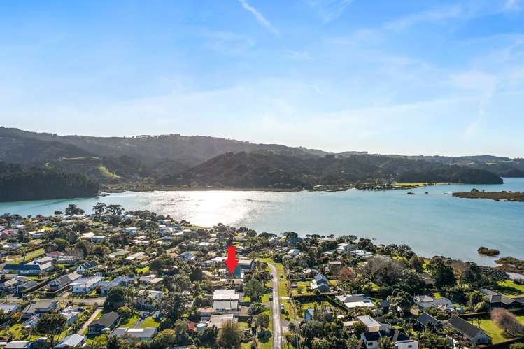 25 Harbour View Road Point Wells_17