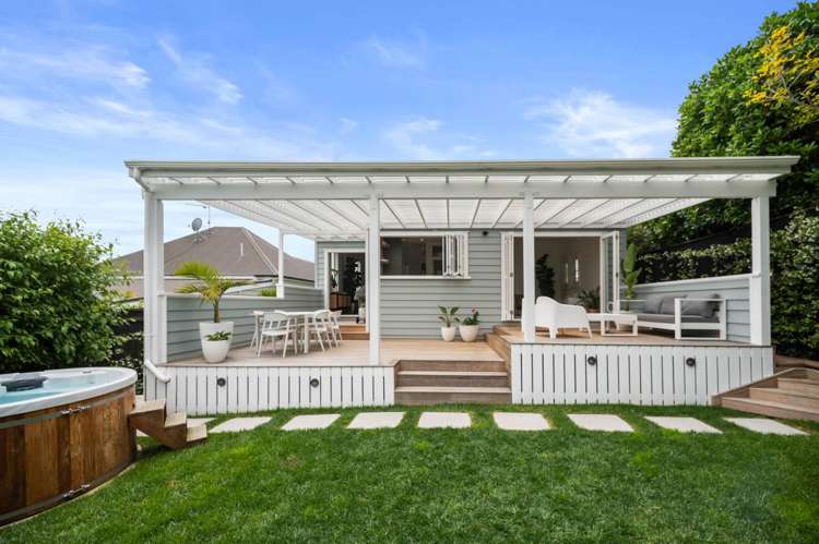 27 Shoal Bay Road Devonport_6