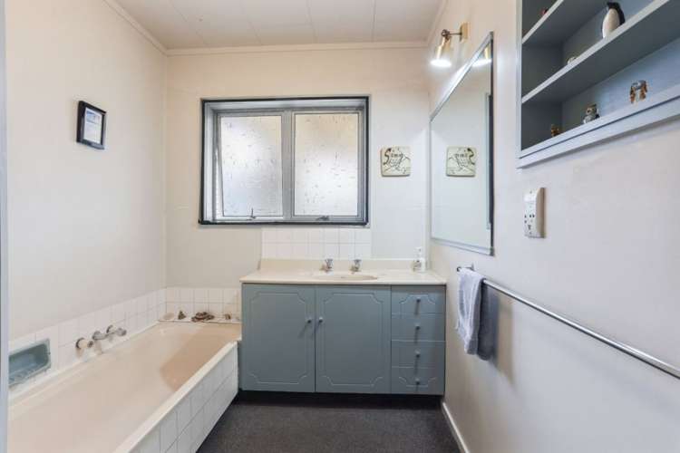 15 Montrose Street Waiau_32