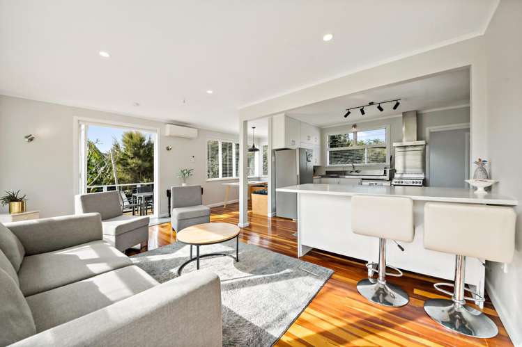 5A & 5B Waipouri Road Mangere_14