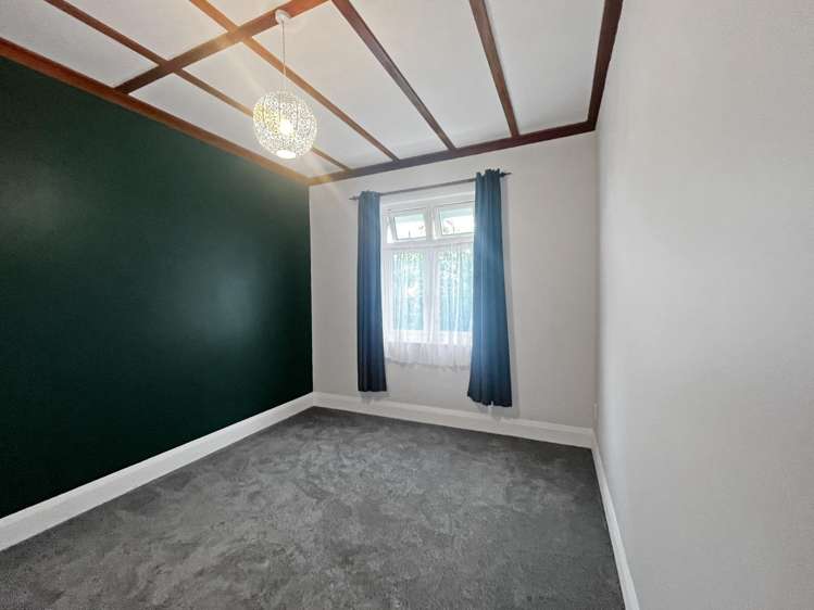 10 Tawa Street 1231_6