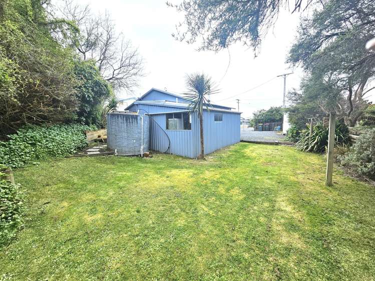 14 Moana Street Kaka Point_19