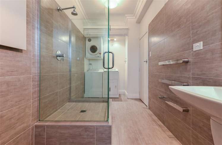 5c/5 Parliament Street Auckland Central_8