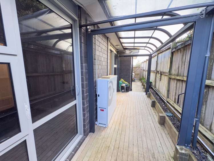 70 Hughs Way Flat Bush_9