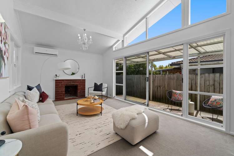 5 Totaravale Drive Totara Vale_5