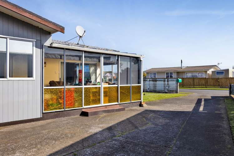 2 Tawa Street Hawera_14