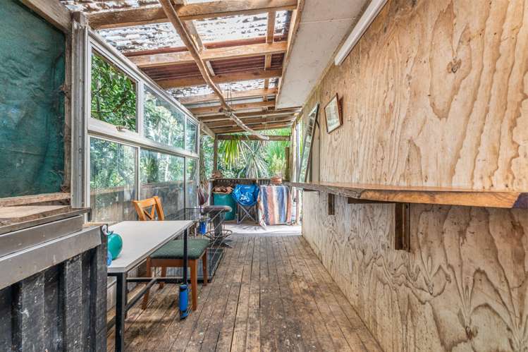 28 Tahi Road Ostend_13