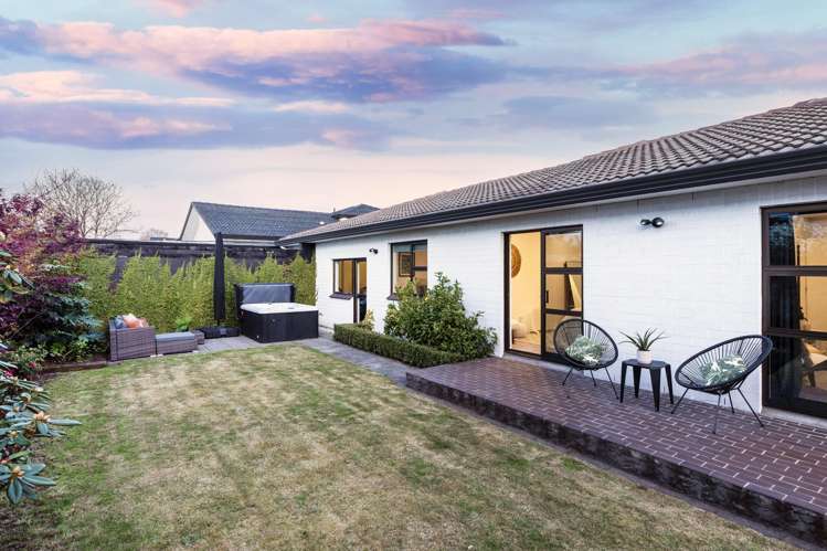 2/73 Winchester Street Merivale_18