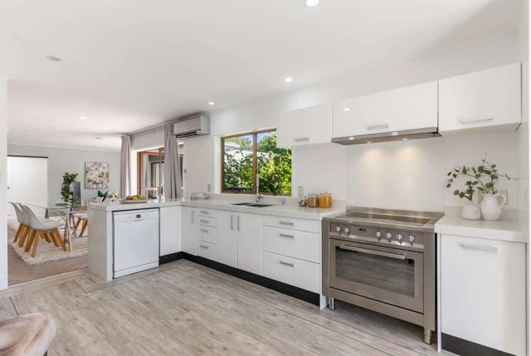 29 Himalaya Drive Half Moon Bay_13