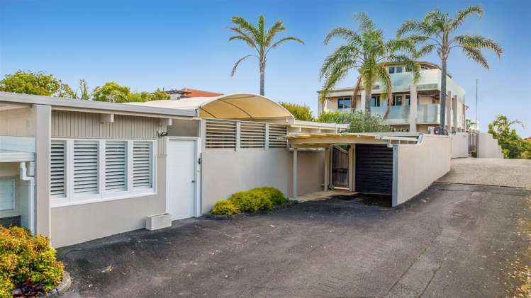 4/252 Hurstmere Road_0