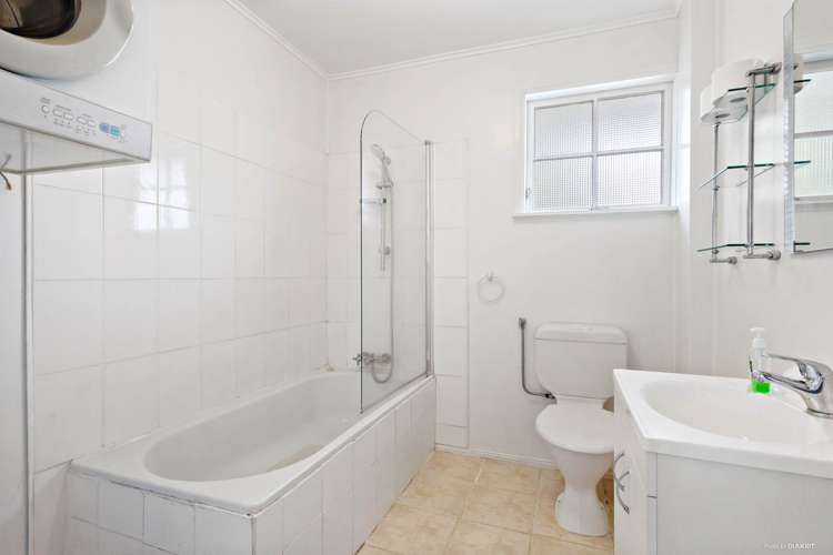 2/14 Worcester Road Meadowbank_7