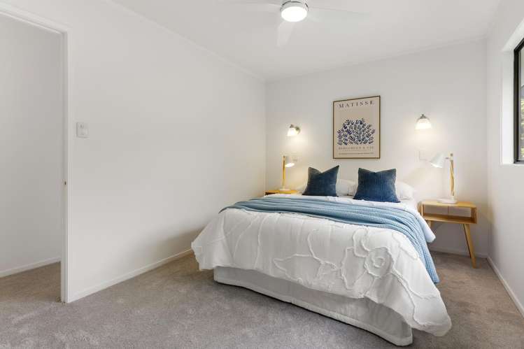 1/877 Beach Road Waiake_17