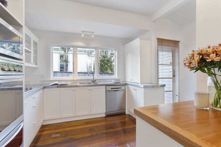 40 Clarence Road Northcote Point_10