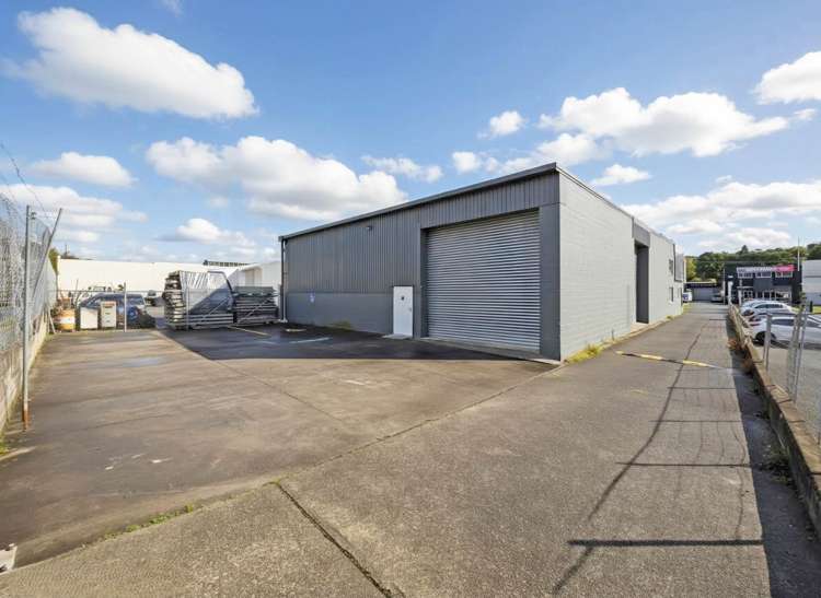 82-84 Ellice Road Wairau Valley_3