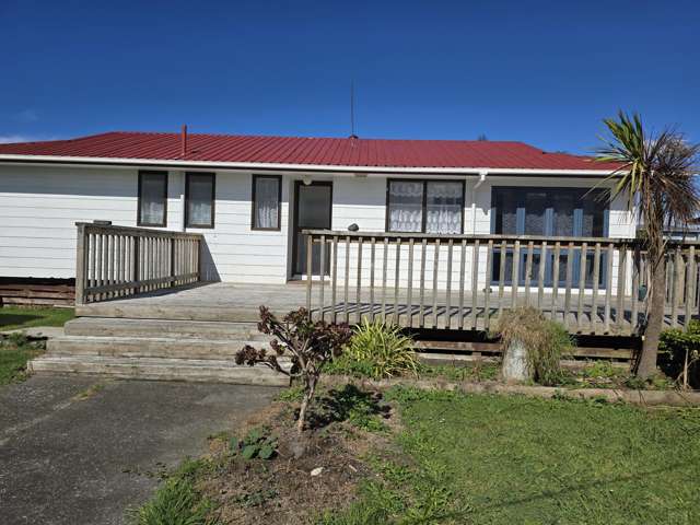 52 Kowhai Avenue Kaiaua_1
