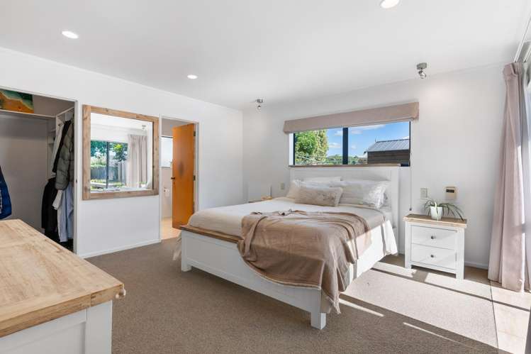 6 Linicro Place Wattle Downs_16