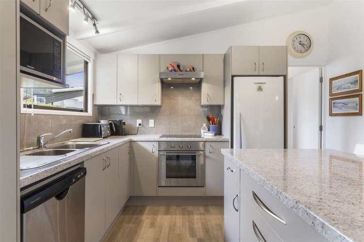 218 Patuwai Drive Whangamata_5