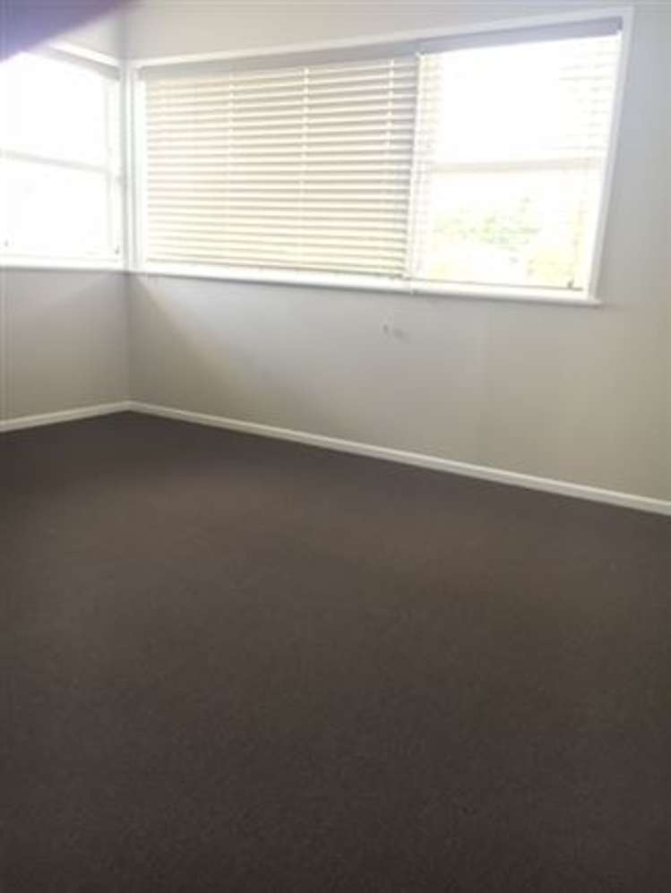 5 Okataina Street Pakuranga Heights_8