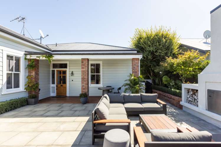 1 Roslyn Road Bluff Hill_22