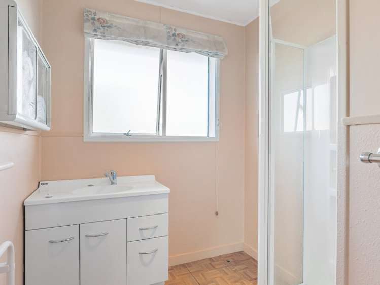 6/58 Wellington Street Howick_5