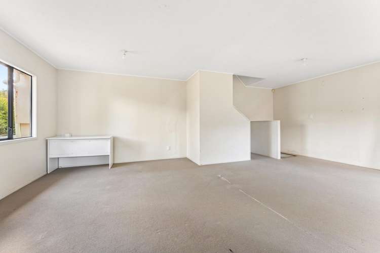 2/27 Lingfield Street Glenfield_6