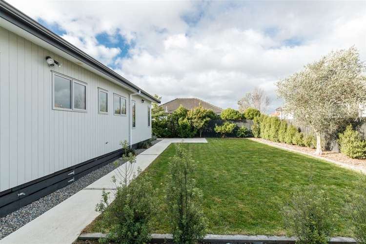 968 Tremaine Avenue Roslyn_19