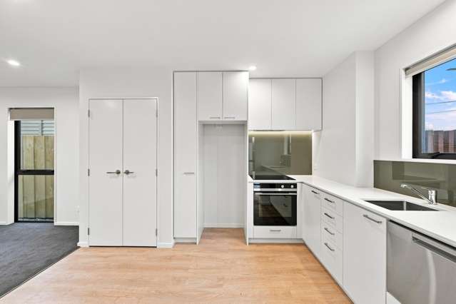 2/9 Frankleigh Street Somerfield_4