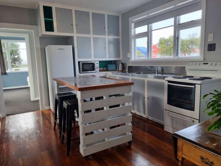 97 Beach Road Kaikoura_7