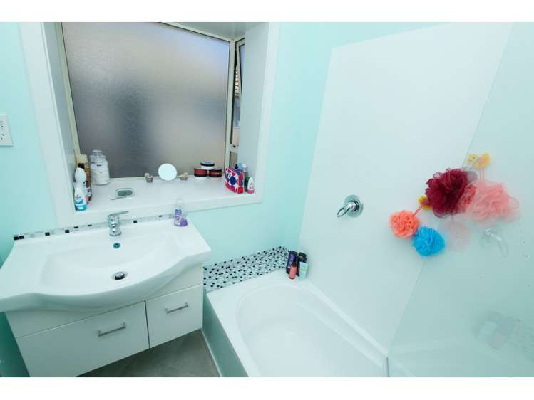 6 Tirangi Street Hei Hei_16