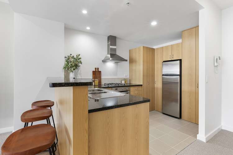 7h/42 Molesworth Street Thorndon_6